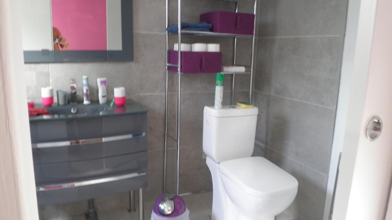 P'Ti Case D'Elena Bed and Breakfast Saint-Joseph Εξωτερικό φωτογραφία