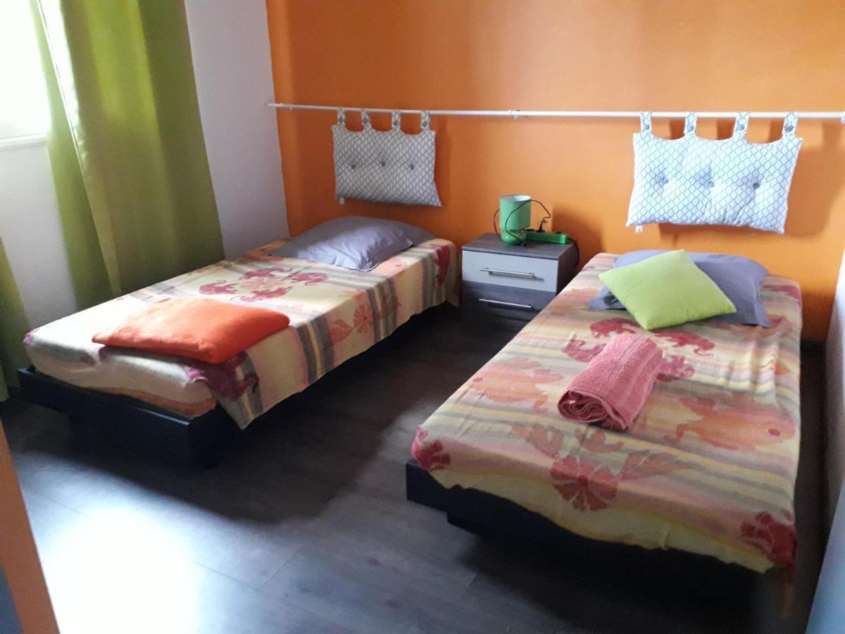 P'Ti Case D'Elena Bed and Breakfast Saint-Joseph Εξωτερικό φωτογραφία